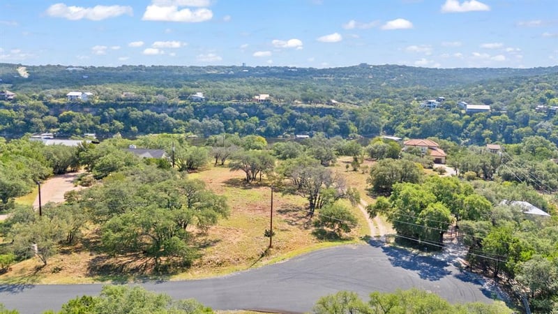 Likeness RD, Spicewood, TX 78669