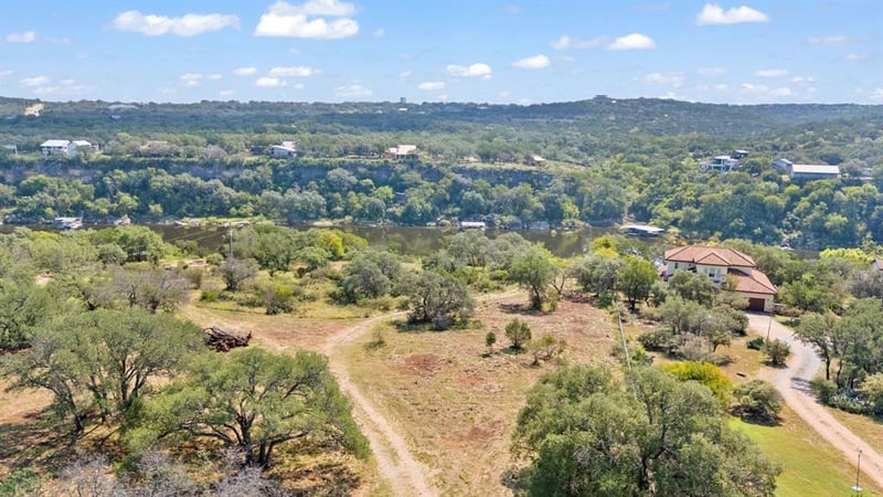 Likeness RD, Spicewood, TX 78669