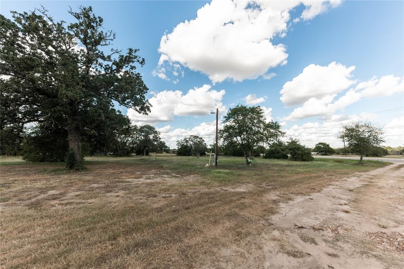 113 Hannah RD #A, Smithville, TX 78957