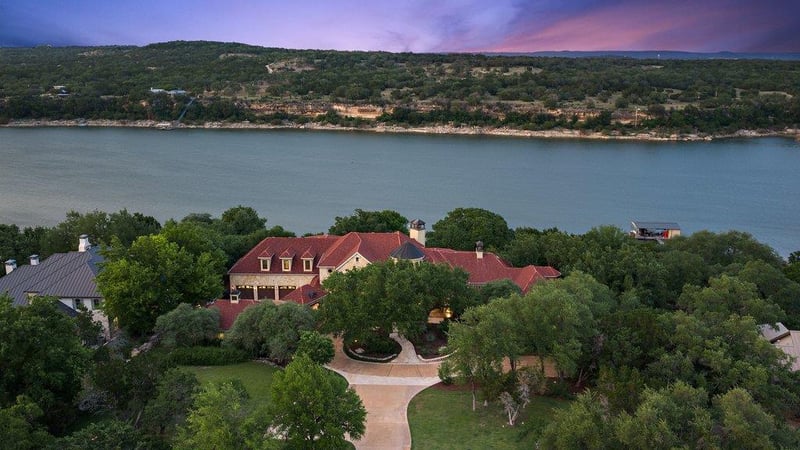 24721 Travis Lakeside CV, Spicewood, TX 78669