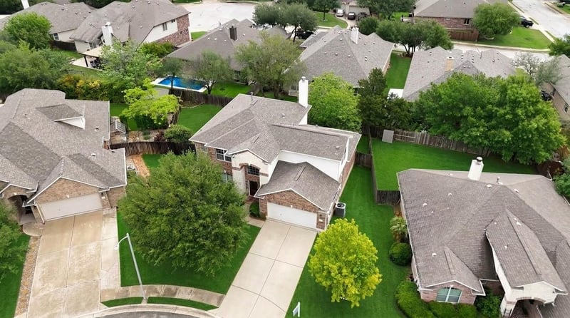 2404 Branding Iron LN, Leander, TX 78641