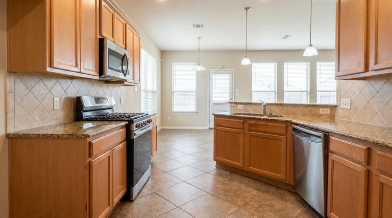 2404 Branding Iron LN, Leander, TX 78641