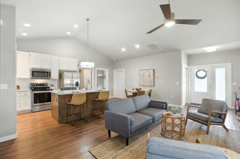 341 Rose DR #A, Dripping Springs, TX 78620