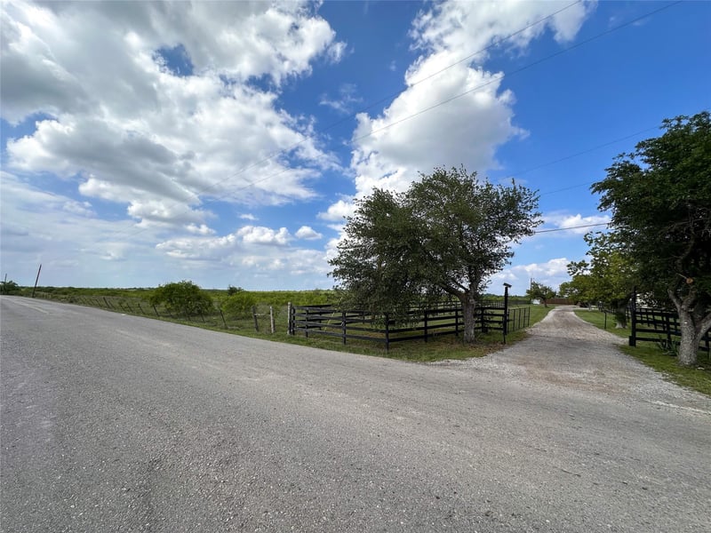 2687 Cotton Gin RD, Kyle, TX 78640