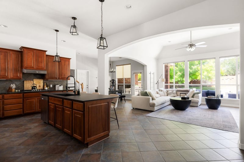 4201 Greatview DR, Round Rock, TX 78665