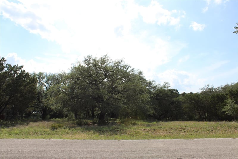 6708 Bar K Clubhouse CT, Lago Vista, TX 78645
