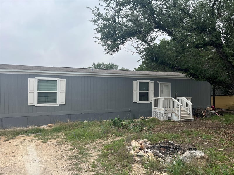 1086 Pecan CIR, Canyon Lake, TX 78133