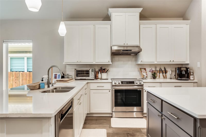 6517 Llano Stage TRL, Austin, TX 78738