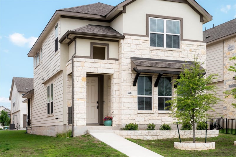 236 Lost Mine Peak LN, Dripping Springs, TX 78620