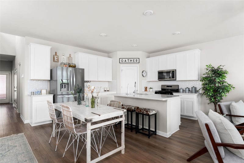 236 Lost Mine Peak LN, Dripping Springs, TX 78620