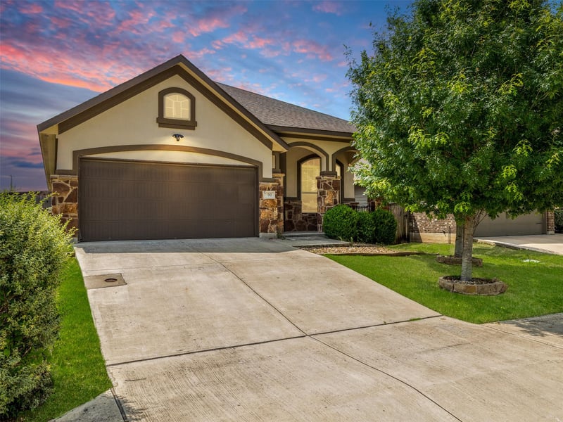 717 Blue Agave LN, Georgetown, TX 78626