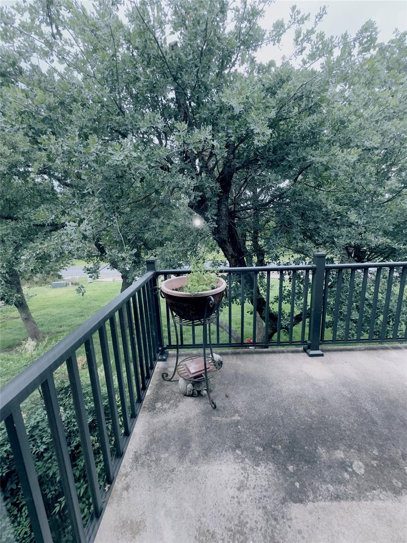 1202 Hi Stirrup #409, Horseshoe Bay, TX 78657