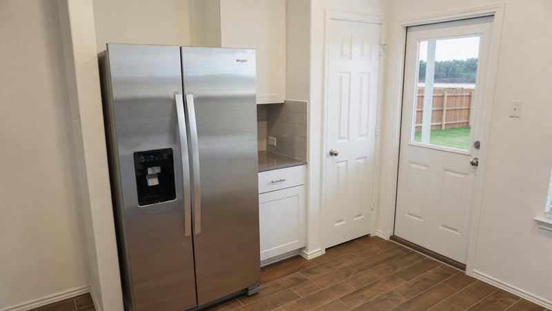 313 Redonda DR, Liberty Hill, TX 78642