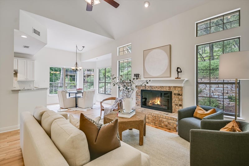 4028 Walnut Clay DR, Austin, TX 78731