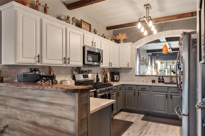 242 Coach DR, Buda, TX 78610