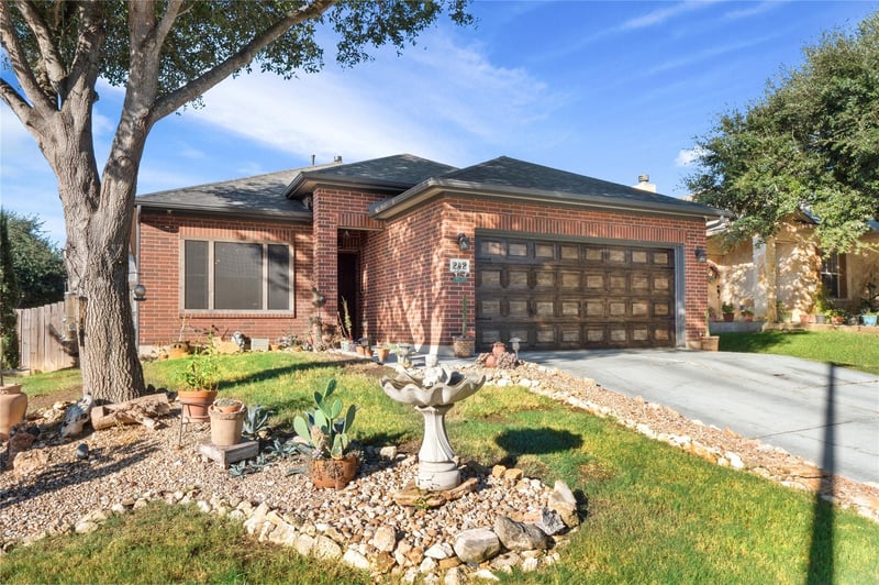 242 Coach DR, Buda, TX 78610