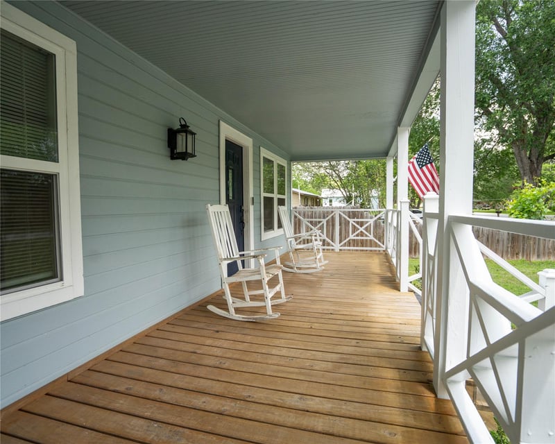 404 Rivers ST, Smithville, TX 78957