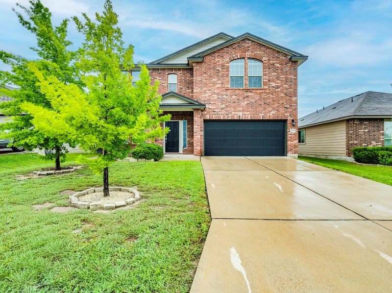 213 Ammonite LN, Jarrell, TX 76537