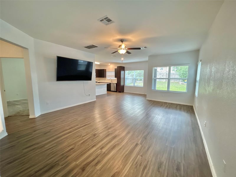120 High Plains Ps, Liberty Hill, TX 78642