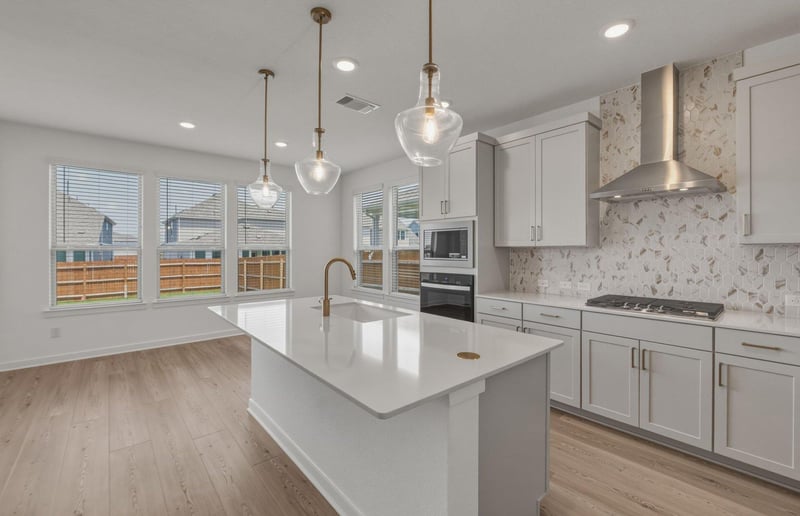 113 Ventura DR, Liberty Hill, TX 78642
