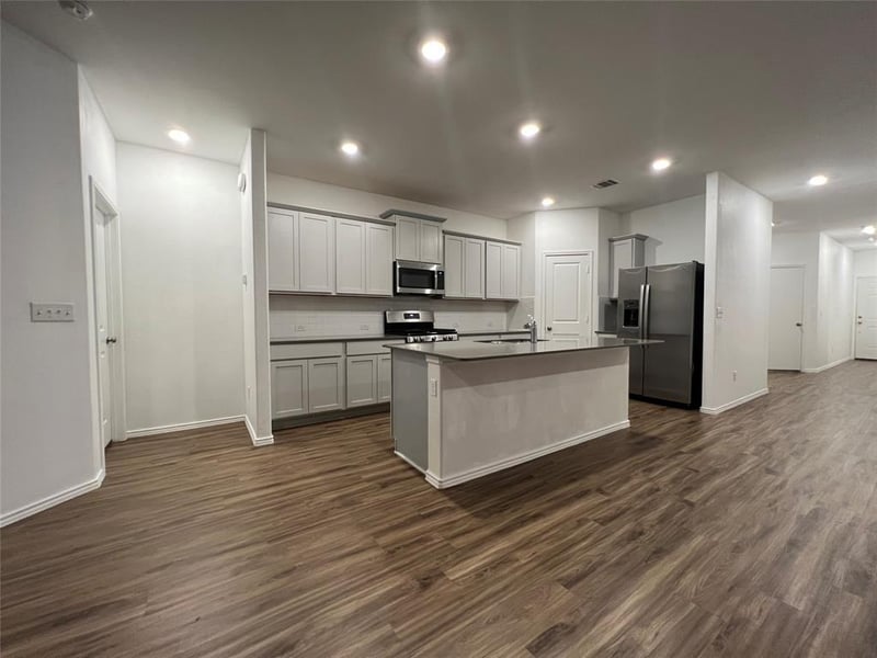 111 Vintage DR, San Marcos, TX 78666