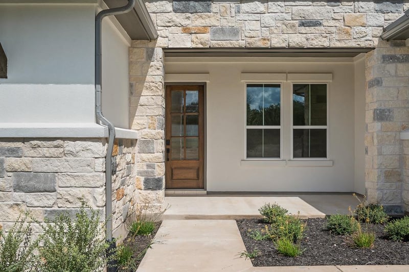 220 Smoke Signal Ct, Liberty Hill, TX 78642
