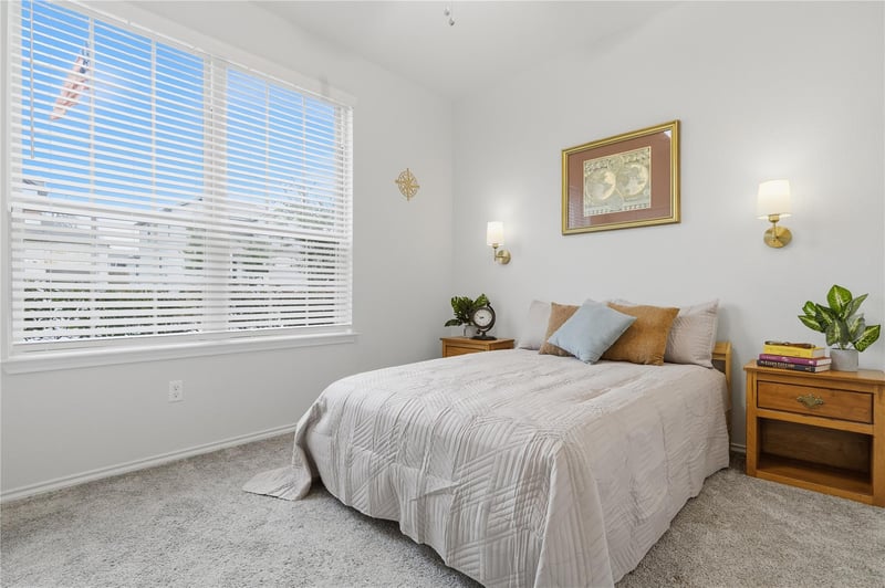 167 Limonite LN, Liberty Hill, TX 78642