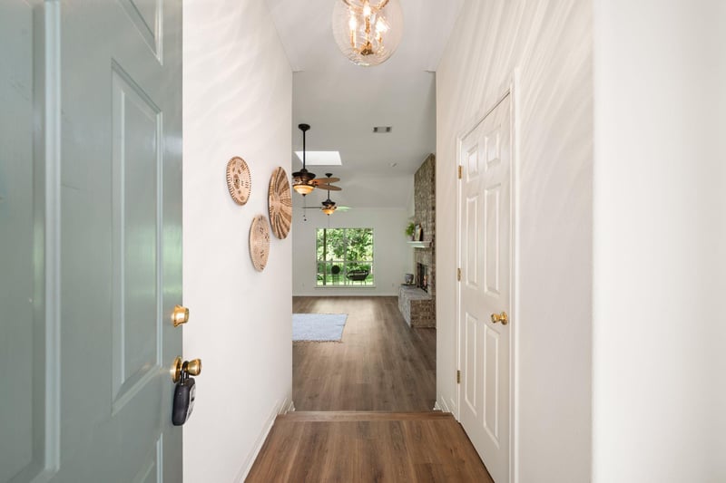 1005 Briargate DR, Austin, TX 78753