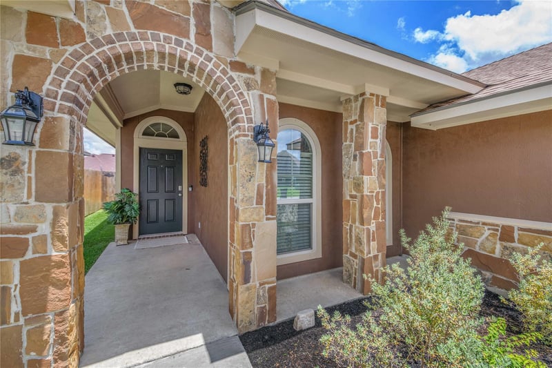 1058 Venice DR, Bryan, TX 77808
