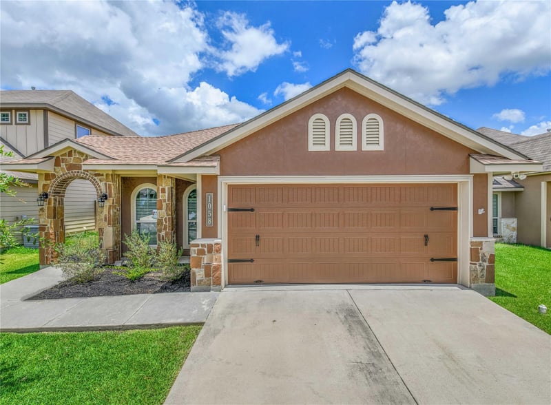 1058 Venice DR, Bryan, TX 77808