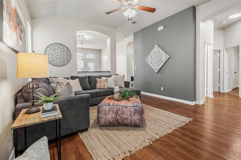 1058 Venice DR, Bryan, TX 77808