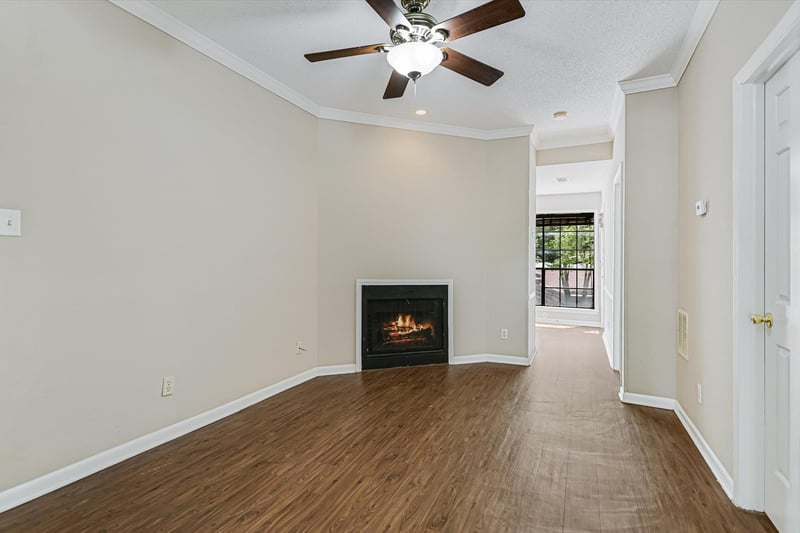 715 W 22nd 1/2 ST #204, Austin, TX 78705