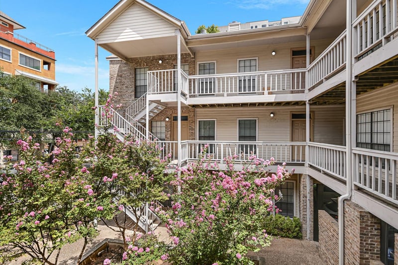 715 W 22nd 1/2 ST #204, Austin, TX 78705