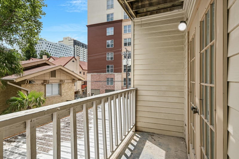 715 W 22nd 1/2 ST #204, Austin, TX 78705