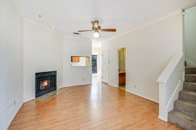 715 W 22nd 1/2 ST #208, Austin, TX 78705