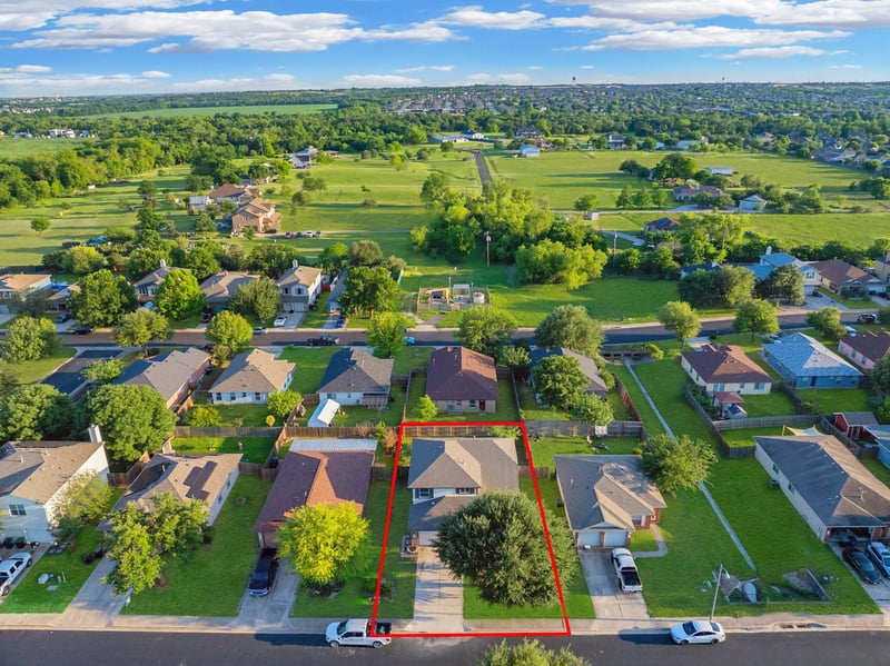 124 Steven ST, Hutto, TX 78634