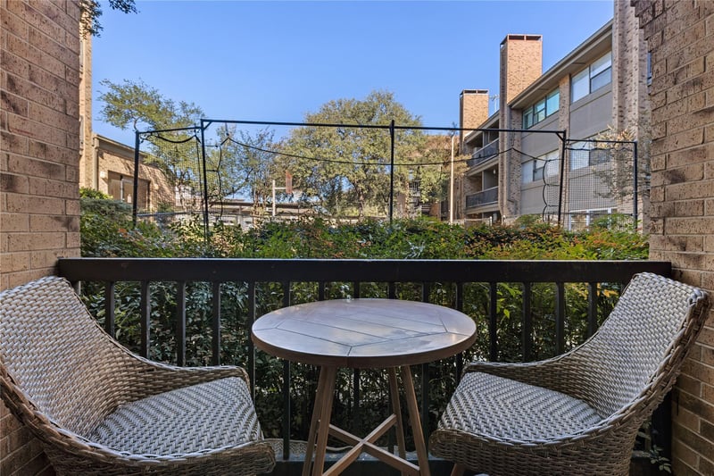8888 Tallwood DR #1107, Austin, TX 78759