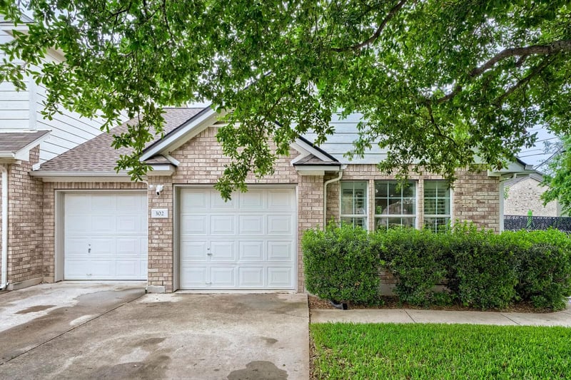 302 Ryan LN, Georgetown, TX 78628
