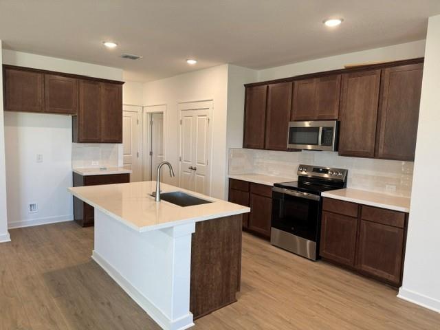 500 Quail Convey DR, Jarrell, TX 76537