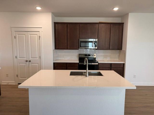 500 Quail Convey DR, Jarrell, TX 76537