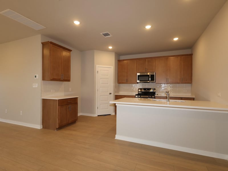 156 Heritage Forest PKWY, Dripping Springs, TX 78620