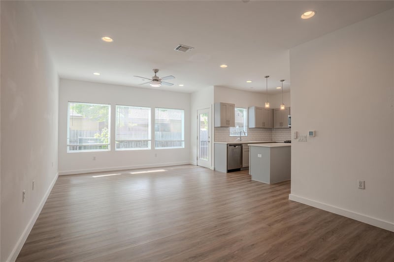 12500 Lamppost LN #16, Austin, TX 78727