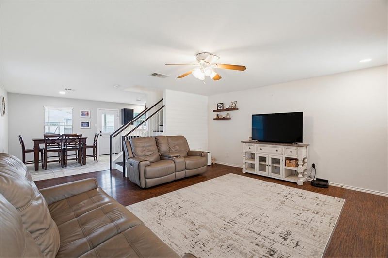 318 Liberty ST, Hutto, TX 78634