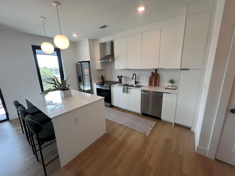 1701 Simond Ave #327, Austin, TX 78723