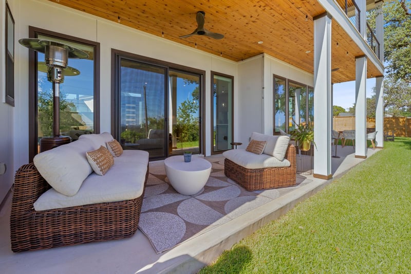 8503 Grandview DR, Jonestown, TX 78645