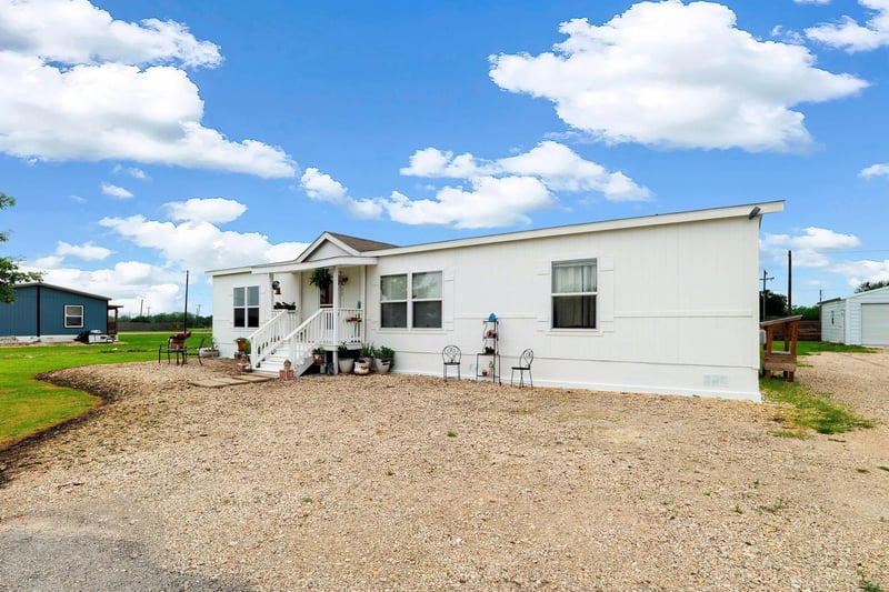 102 Double C DR, Cedar Creek, TX 78612