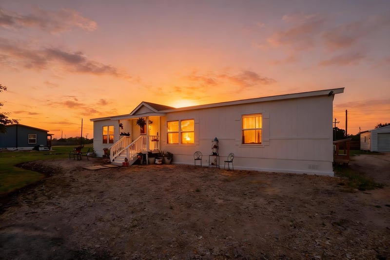 102 Double C DR, Cedar Creek, TX 78612