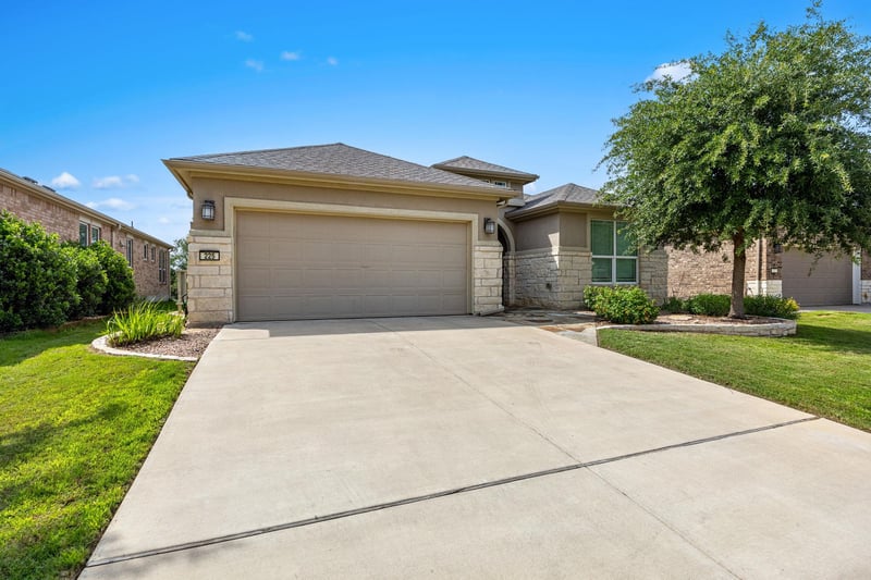 225 Tradinghouse Creek ST, Georgetown, TX 78633