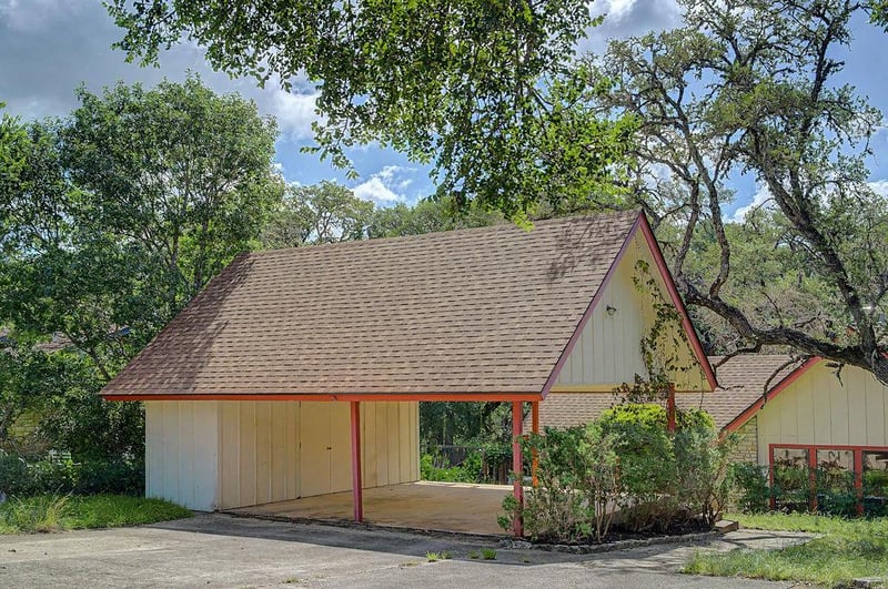 25 Shady Grove LN, Wimberley, TX 78676