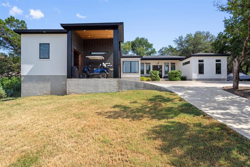 418 Venture BLVD, Point Venture, TX 78645